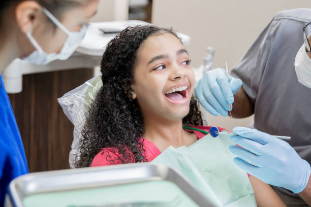 Best Emergency Root Canal Treatment in Bensenvle, IL